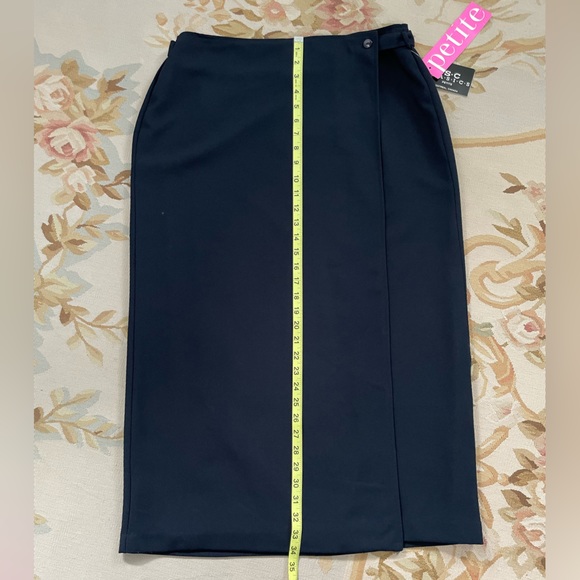 Stylish, navy blue maxi wrap skirt, size 16 petite by S. C. basics - Picture 7 of 10